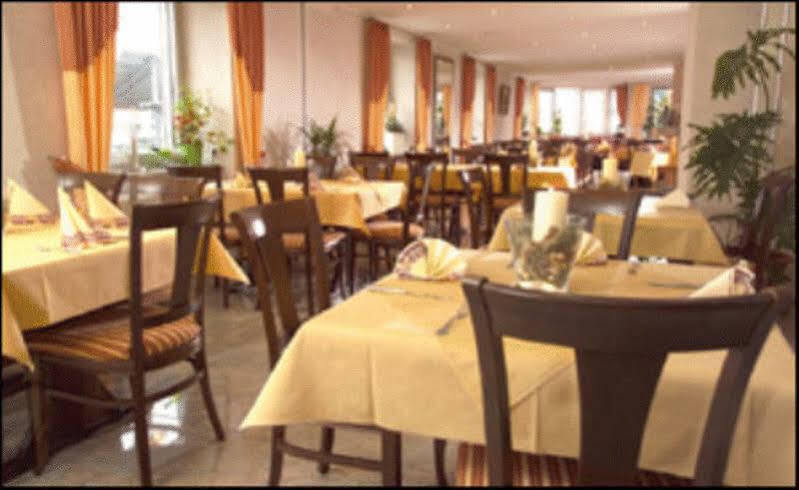 Martin Hotel